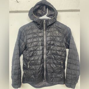 The North Face Black thermoball Jacket with Hood Small 7/8 $15